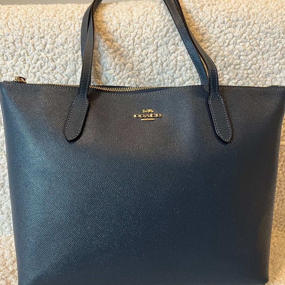 Coach Tote - Like New
